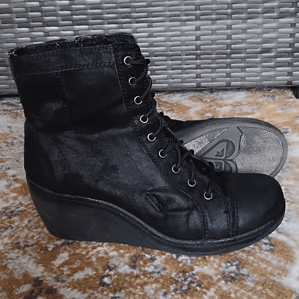 Roxy Wedge Boot - Black, Side Zip Fall Winter Boots